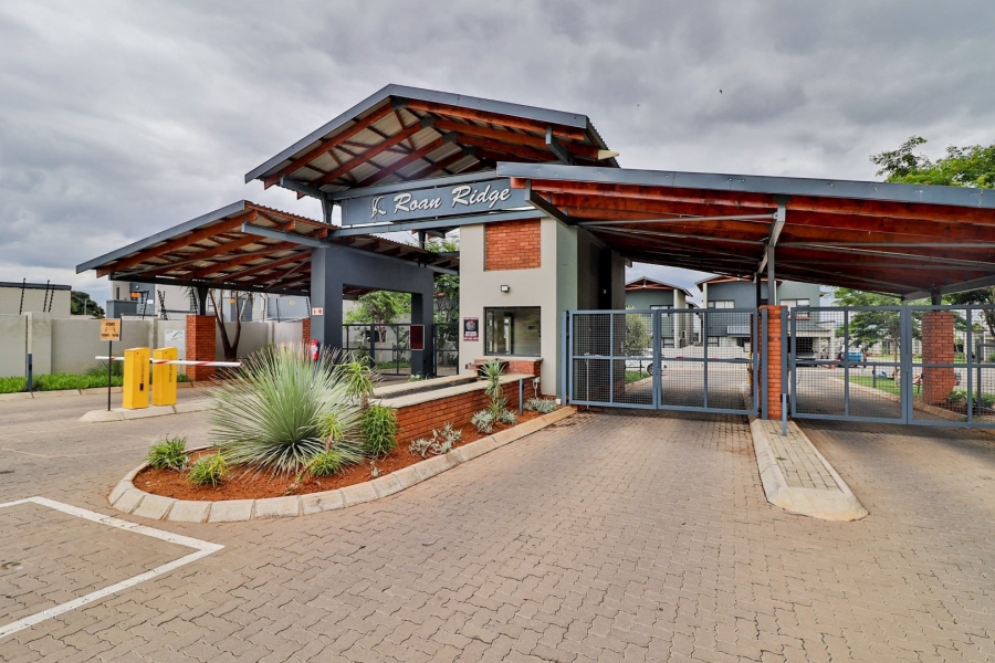 To Let 2 Bedroom Property for Rent in Waterkloof North West